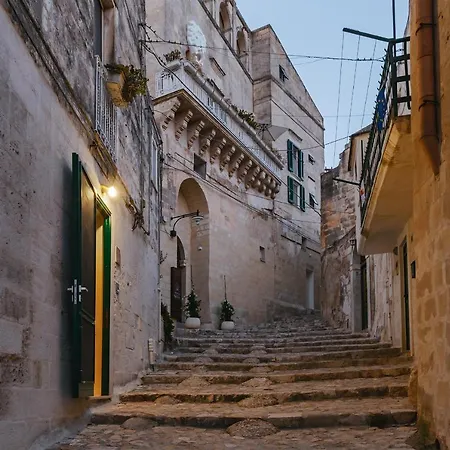 Casa Di Carmezia Matera